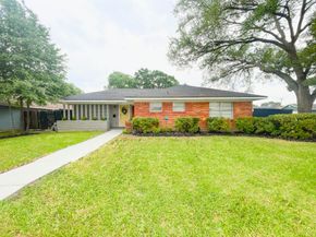 8423 Glen Valley Drive, Houston TX 77061