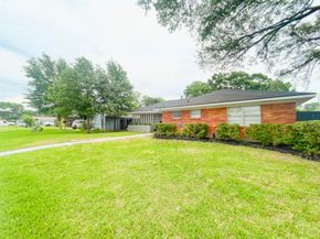 8423 Glen Valley Drive, Houston TX 77061