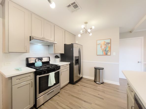 8423 Glen Valley Drive, Houston TX 77061