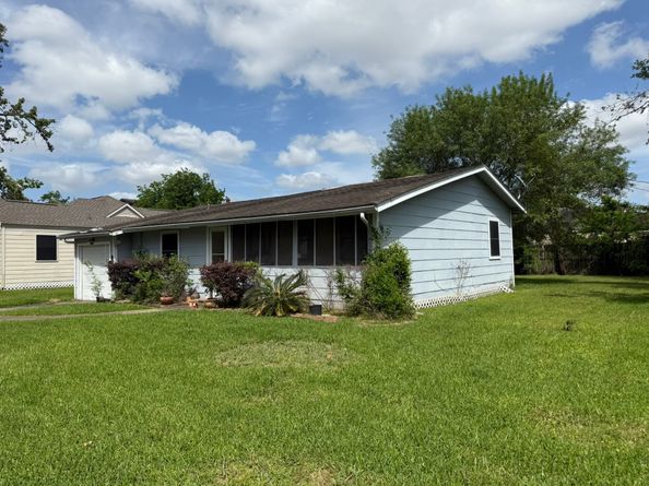 2281 Des Jardines Street, Houston TX 77023
