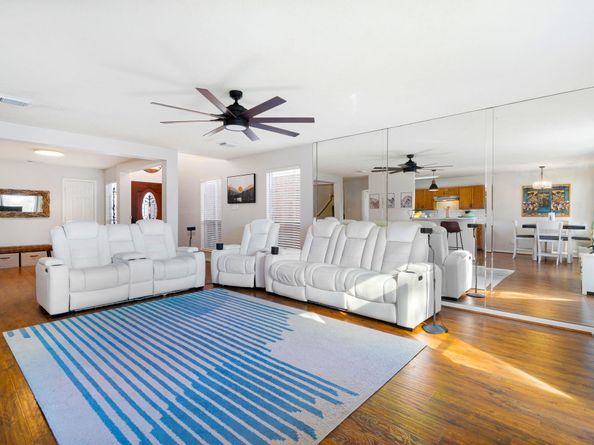 8318 Fuqua Gardens Drive, Houston TX 77075