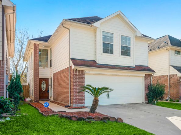 8318 Fuqua Gardens Drive, Houston TX 77075