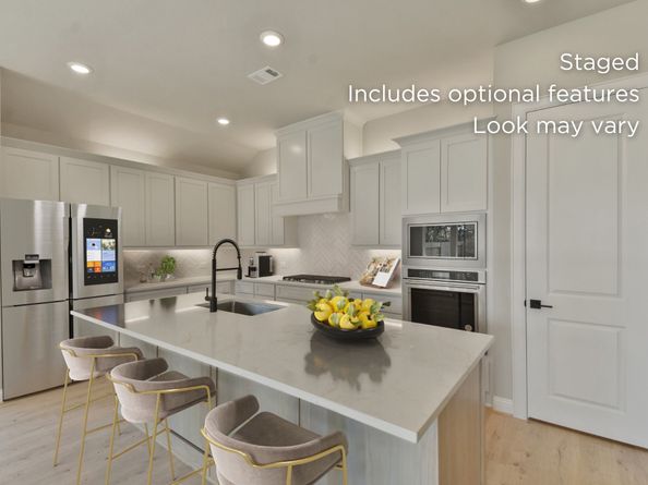 13136 Soaring Forest Drive, Conroe TX 77302