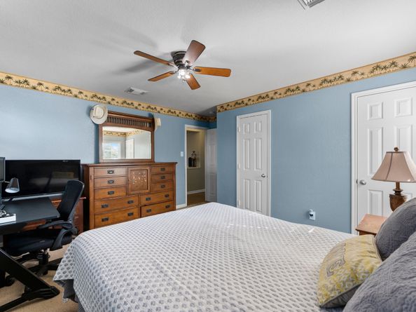 522 Remington Heights Drive, Houston TX 77073