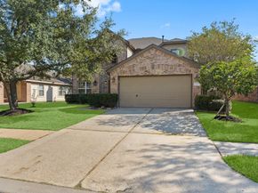522 Remington Heights Drive, Houston TX 77073
