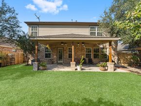 522 Remington Heights Drive, Houston TX 77073
