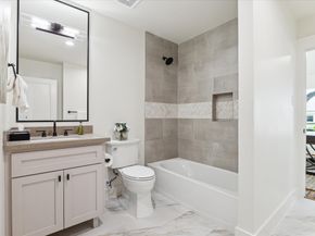 805 English Street, Houston TX 77009