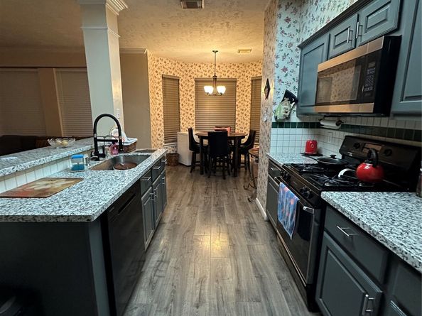 1631 Almond Brook Lane, Houston TX 77062