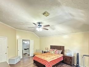 1631 Almond Brook Lane, Houston TX 77062