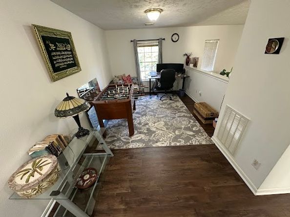 1631 Almond Brook Lane, Houston TX 77062