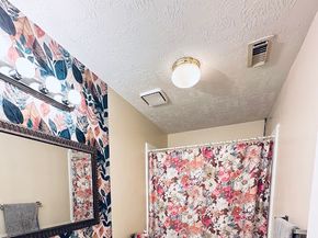 1631 Almond Brook Lane, Houston TX 77062