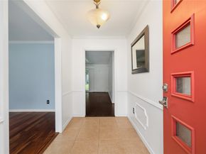 5450 Birdwood Road, Houston TX 77096