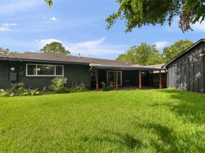 5450 Birdwood Road, Houston TX 77096