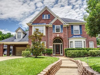 3718 W Pine Brook Way