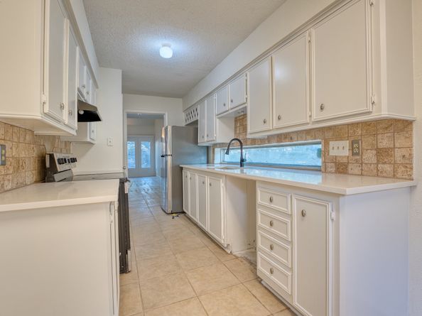 5860 Sampley Way 5860, Houston TX 77092