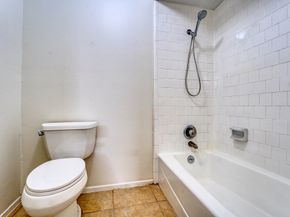 5860 Sampley Way 5860, Houston TX 77092