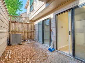 5860 Sampley Way 5860, Houston TX 77092