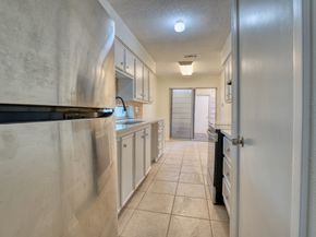5860 Sampley Way 5860, Houston TX 77092