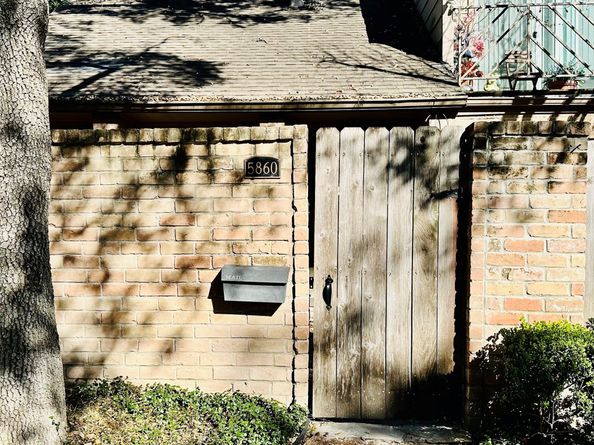 5860 Sampley Way 5860, Houston TX 77092