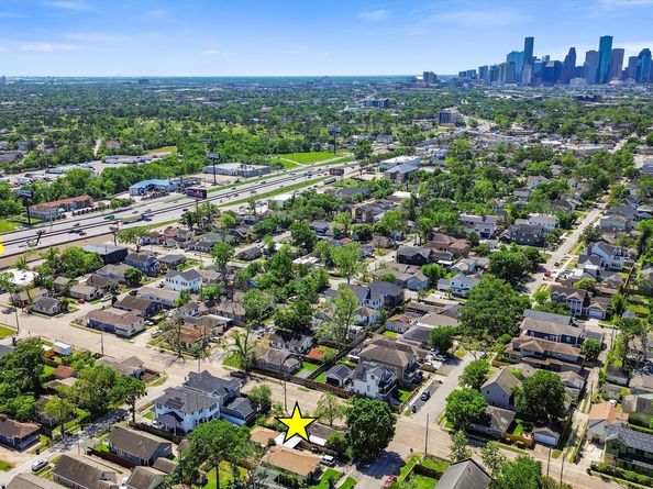 710 W Patton Street, Houston TX 77009