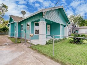 6714 Avenue E, Houston TX 77011