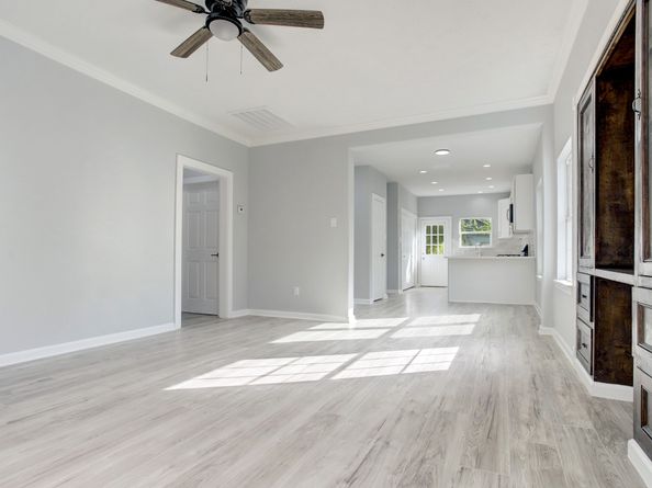 6714 Avenue E, Houston TX 77011