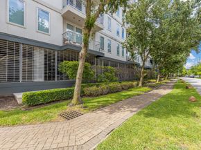 505 Jackson Hill Street S 108, Houston TX 77007