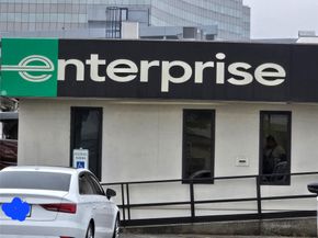 505 Jackson Hill Street S 108, Houston TX 77007