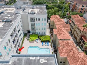 505 Jackson Hill Street S 108, Houston TX 77007