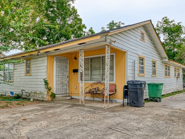 508 Neyland Street, Houston TX 77022