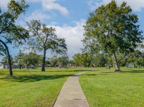 2243 Broadlawn Drive, Houston TX 77058