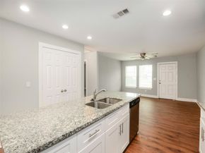 7815 Jester Street, Houston TX 77051