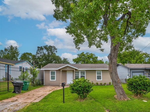 7815 Jester Street, Houston TX 77051
