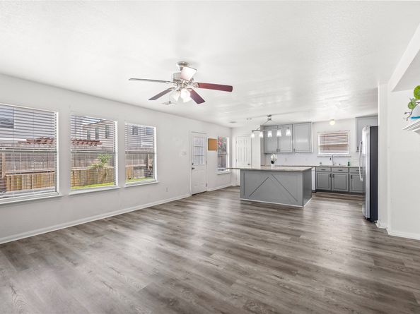 322 Remington Harbor Court, Houston TX 77073