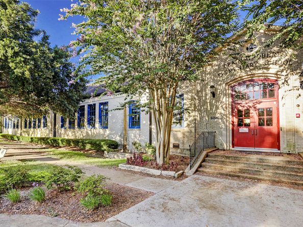 2346 Watts Street, Houston TX 77030