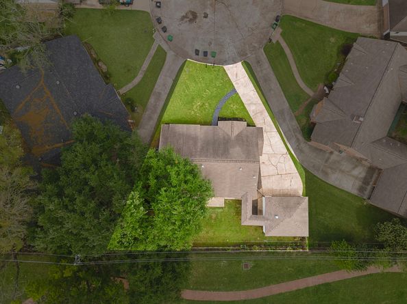 1902 Knoboak Circle, Houston TX 77080