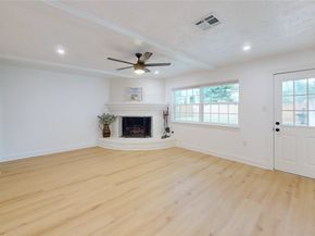 5731 S Braeswood Boulevard, Houston TX 77096