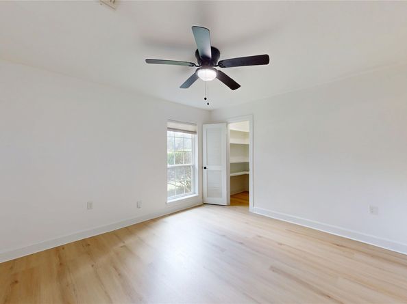 5731 S Braeswood Boulevard, Houston TX 77096