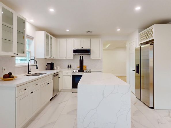 5731 S Braeswood Boulevard, Houston TX 77096