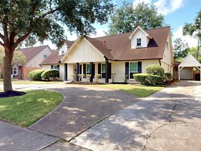 5731 S Braeswood Boulevard, Houston TX 77096