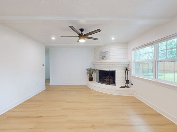 5731 S Braeswood Boulevard, Houston TX 77096