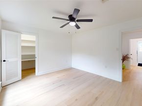 5731 S Braeswood Boulevard, Houston TX 77096