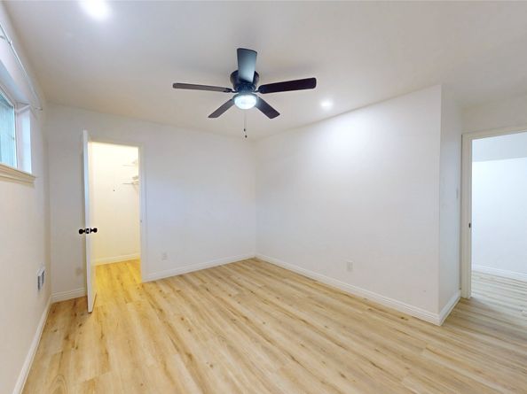 5731 S Braeswood Boulevard, Houston TX 77096