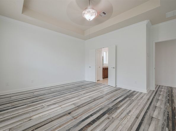 8135 W Pine Creek Bend, Cypress TX 77433