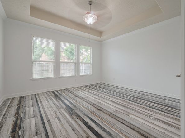 8135 W Pine Creek Bend, Cypress TX 77433