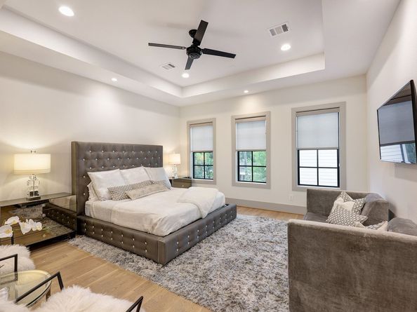 506 E 24th Street, Houston TX 77008