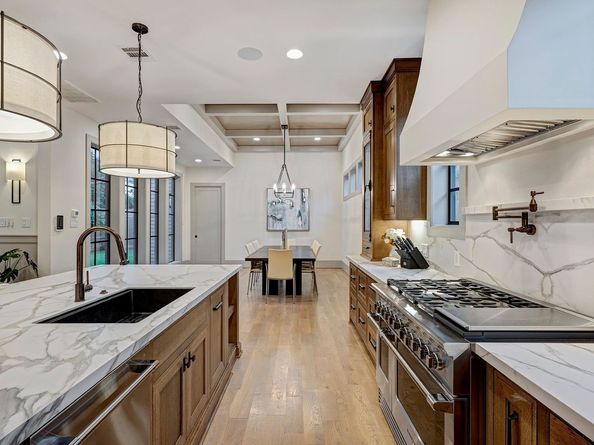 506 E 24th Street, Houston TX 77008
