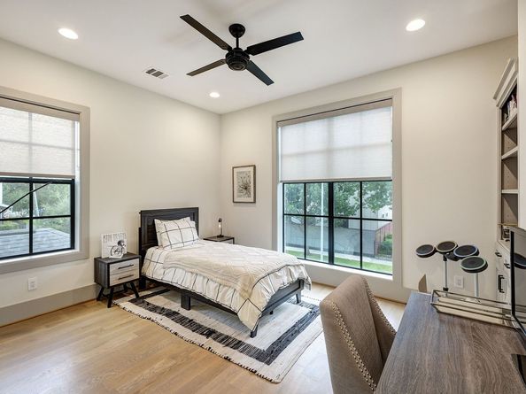 506 E 24th Street, Houston TX 77008