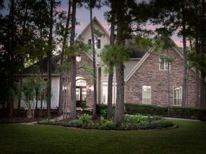 39 W Bracebridge Circle, The Woodlands TX 77382