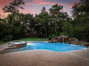 39 W Bracebridge Circle, The Woodlands TX 77382